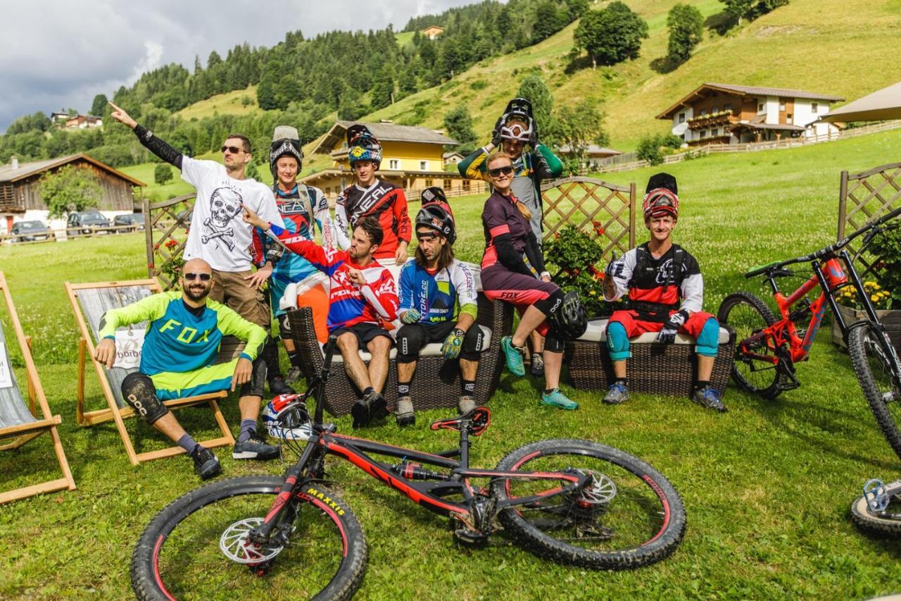 Hotel Barbarahof Saalbach, Inkl Jokercard Eksteriør bilde