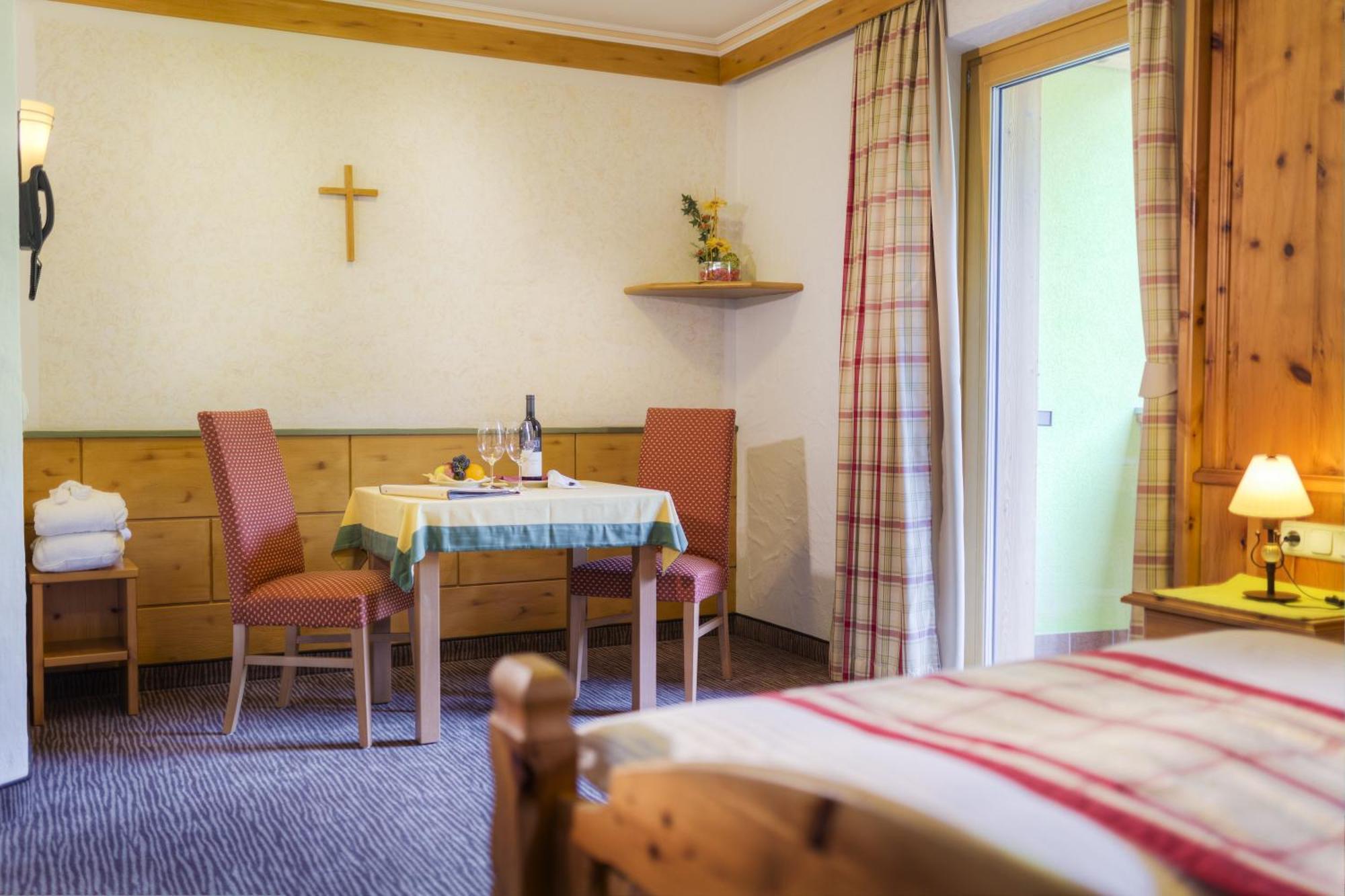 Hotel Barbarahof Saalbach, Inkl Jokercard Rom bilde